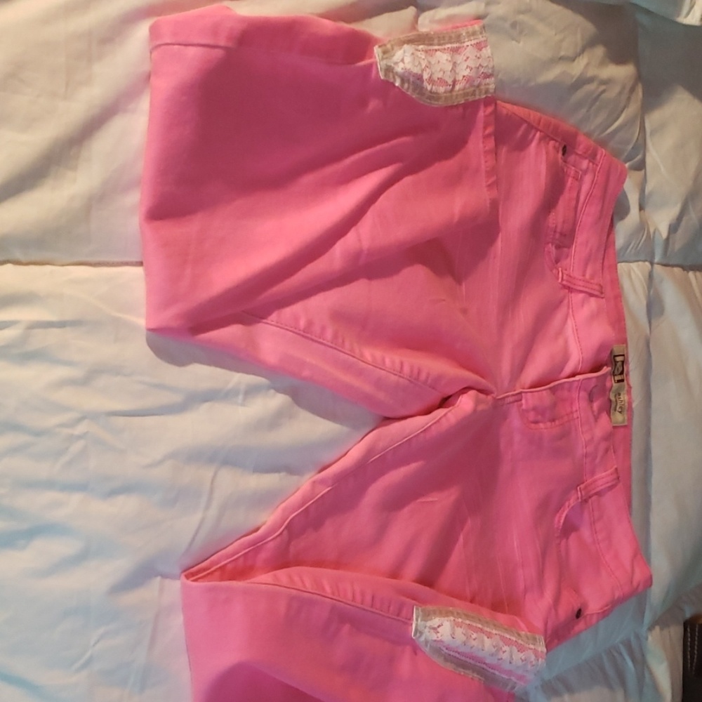 LEI pink lace bottom leggings